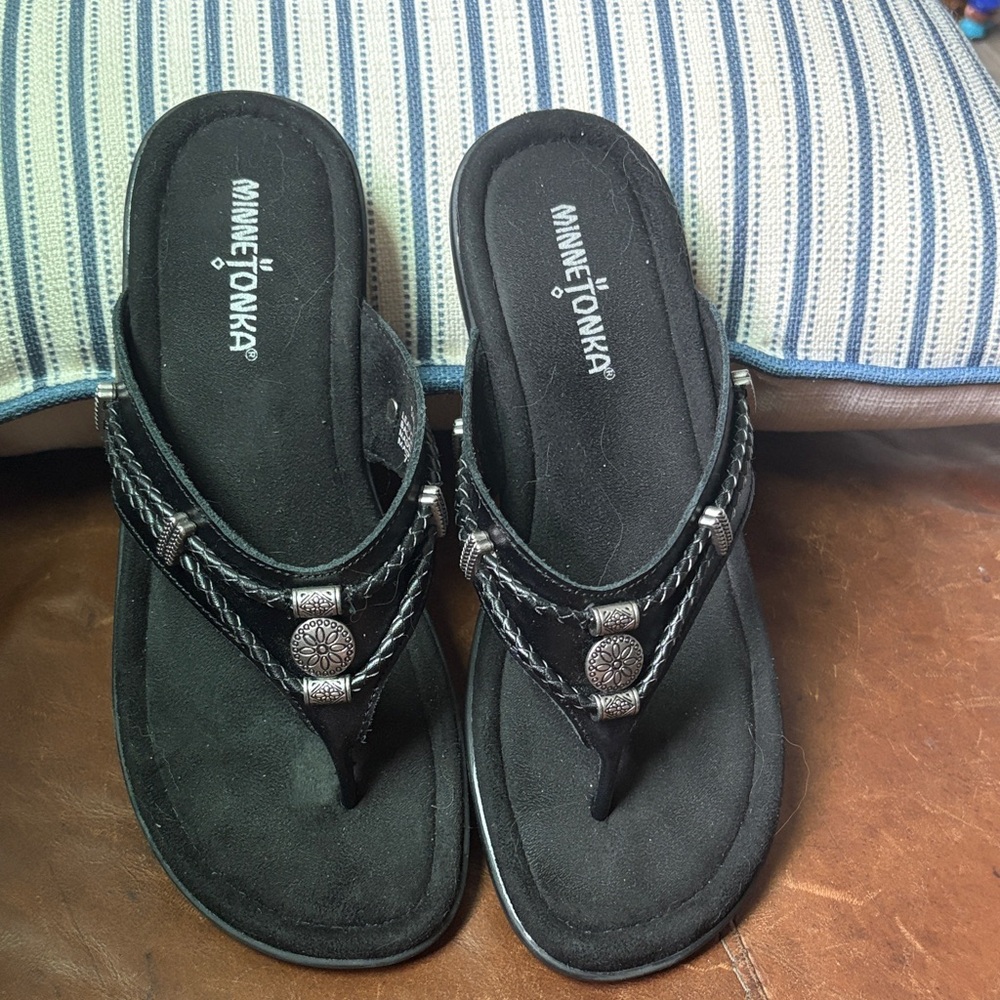 MINNETONKA 8M
